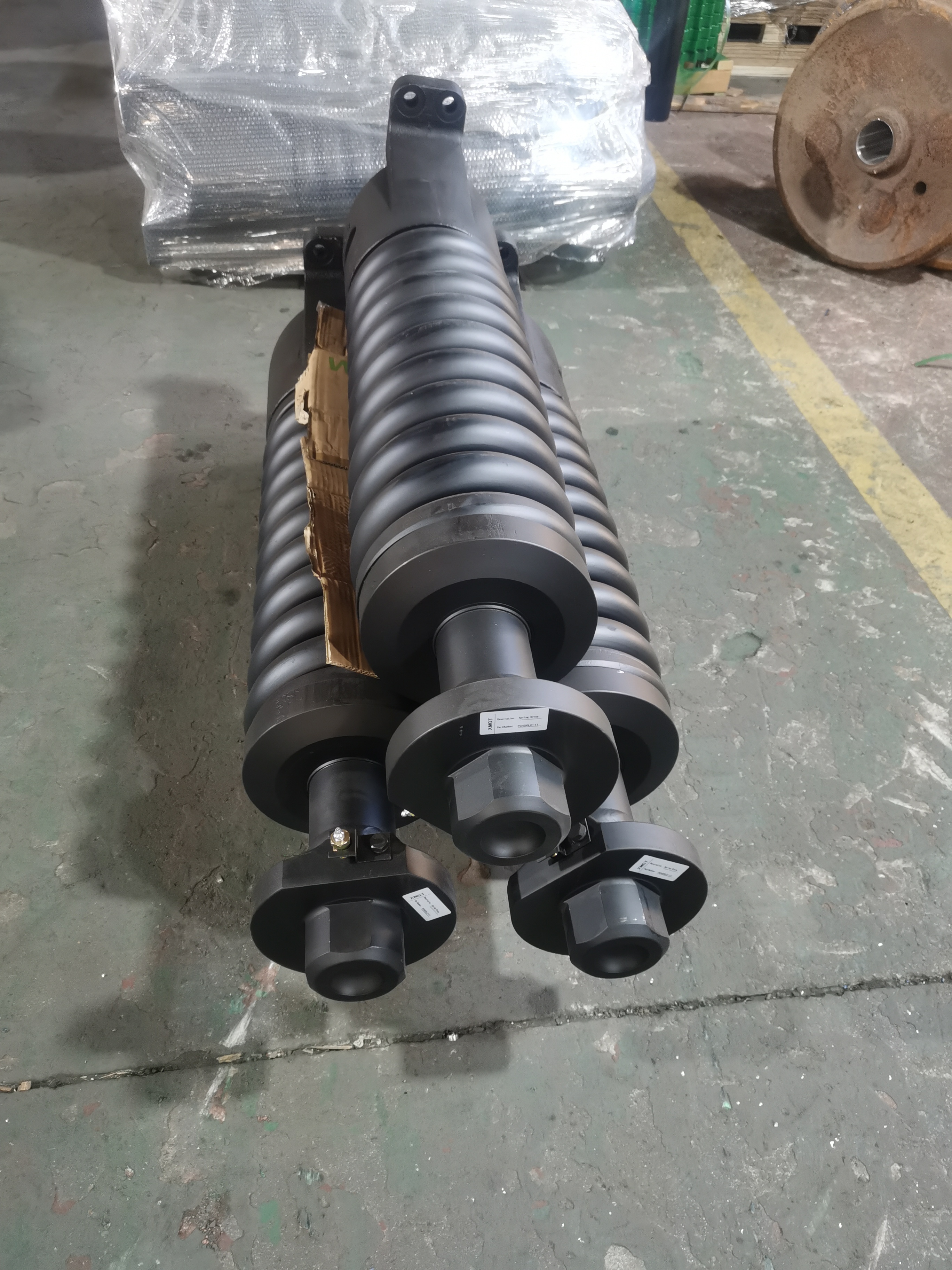 track-adjuster